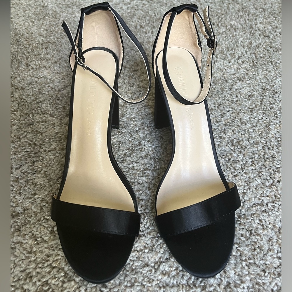 Fashion Nova Sophia Heeled Black Sandals